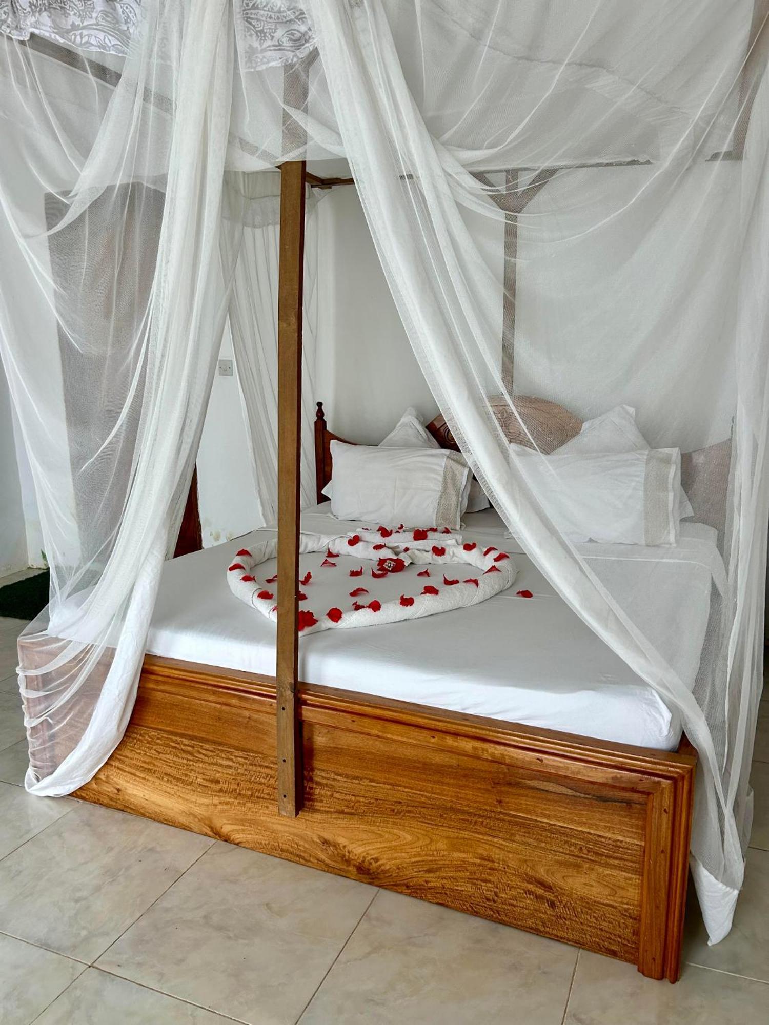 Shamba Lodge Нунгви Экстерьер фото