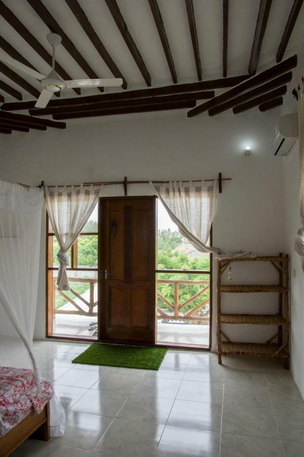 Shamba Lodge Нунгви Экстерьер фото